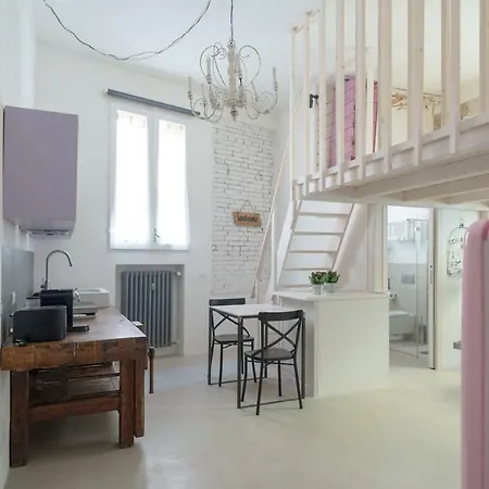 Apartment New Loft In The Heart Of Bologna